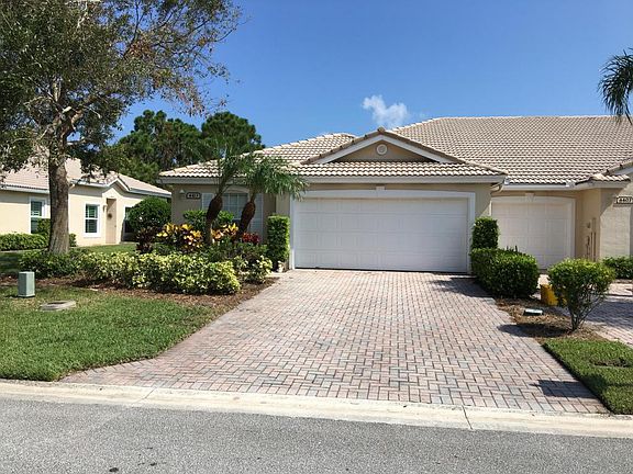 3rd image of 4413 NW Oak Branch Ct