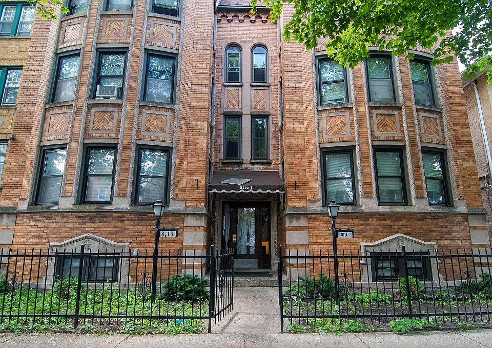 1st image of 8116 S Drexel Ave #3