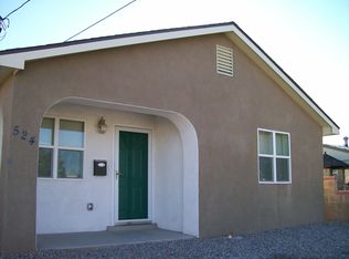 524 Candelaria Rd NW, Albuquerque, NM 87107