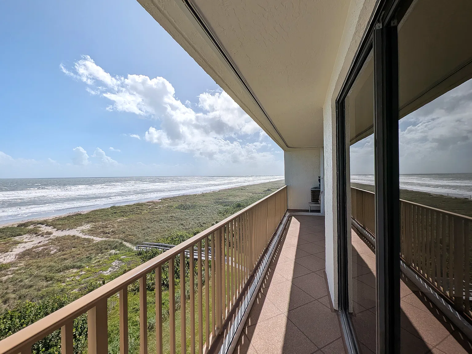 2 bed, 1768 sqft, $3,300 — Photo 2