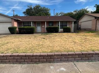 3217 Thames St, Irving, TX 75062