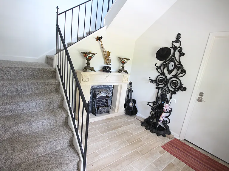 7 Princeton Ave #1 — Photo 37