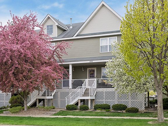 2nd image of 2898 Clover Ridge Dr