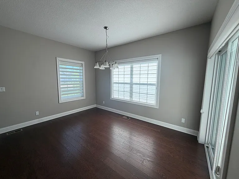 3314 Cullen Dr — Photo 8