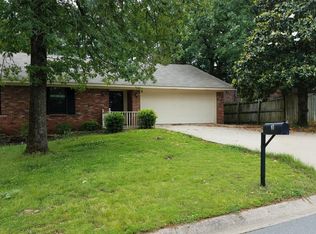 3 Feldspar Ct, Little Rock, AR 72212