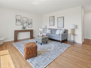 7800 Lippizan Dr, Riverside, CA 92509