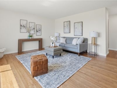7800 Lippizan Dr, Riverside, CA, 92509