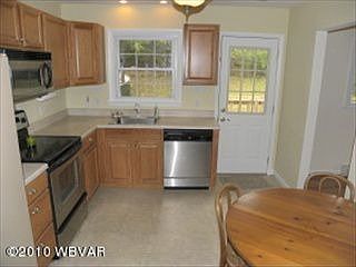 4th image of 2937 Schick Blvd