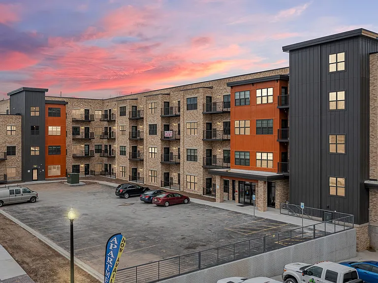 Tannery Falls Apartments — Photo 19