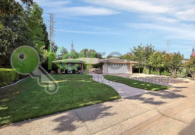 304 Diamond Oaks Rd — Photo 43