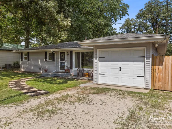 77 N Bates Ave, Kankakee, IL 60901