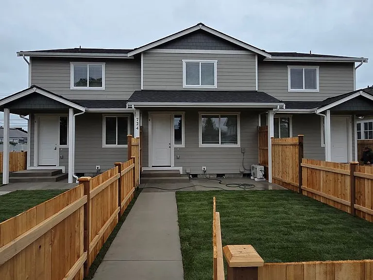 724 N Pearl St #B — Photo 1