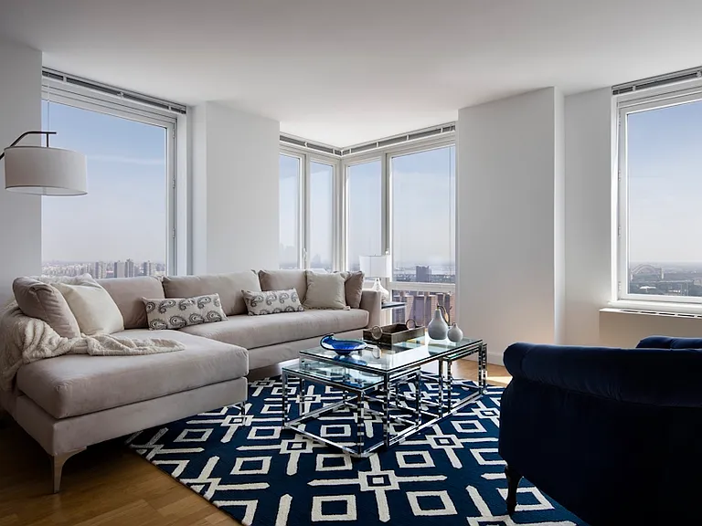 1214 5th Ave #35EF — Photo 1
