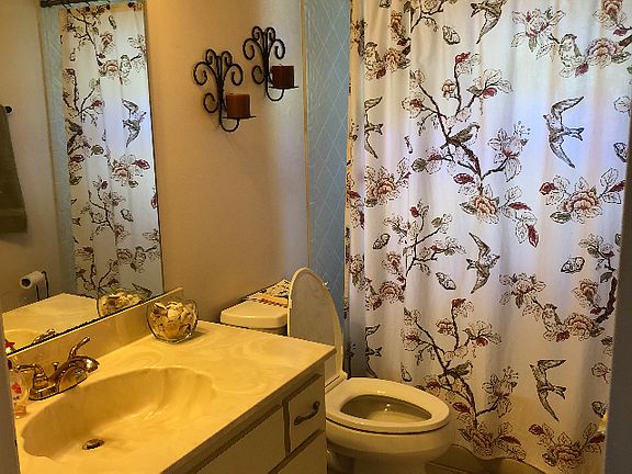 2nd image of 3635 Sawgrass Dr
