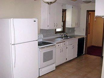 2nd image of 6613 Clinton Ave S