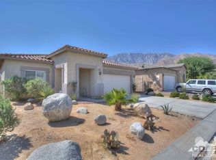 723 Summit Dr, Palm Springs, CA 92262