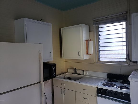 5th image of 2577 Haldumar Ter