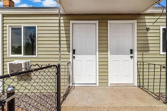 Studio, 1.0 bath, 291 sqft, $1,100 — Photo 2
