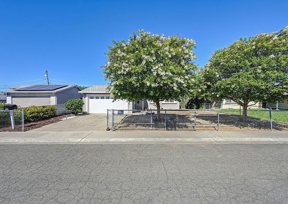 1st image of 5350 Aspen Way