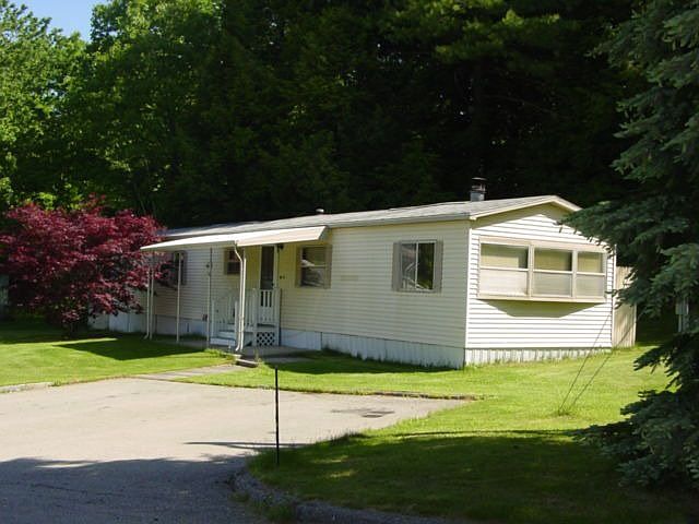 private lot with covered patio