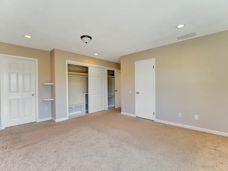 4608 Rochelle Dr — Photo 20