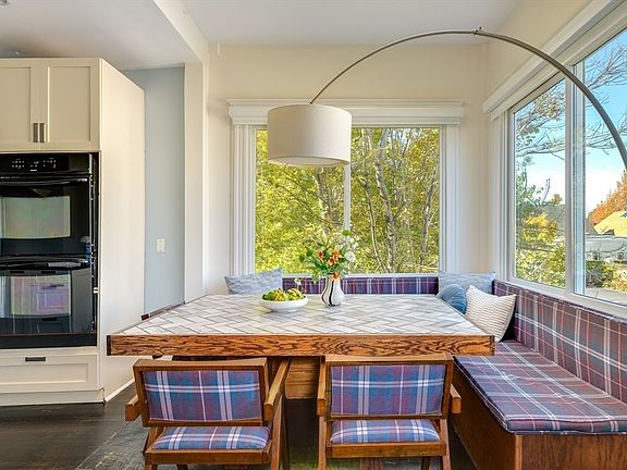 3rd image of 161 Columbia St #3