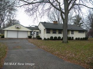 604 E Princeton Dr, Durand, MI