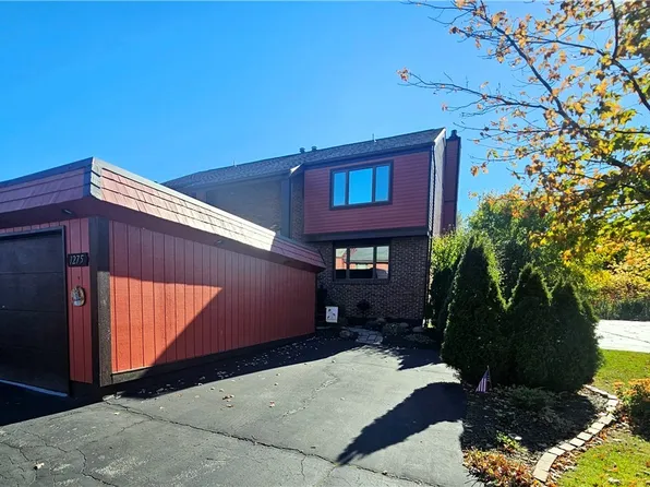 1275 Peppertree Dr, Derby, NY 14047