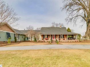 117 Stokes Rd, Simpsonville, SC 29681