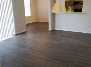 3806 Levee Cir W APT 221, Benbrook, TX 76109