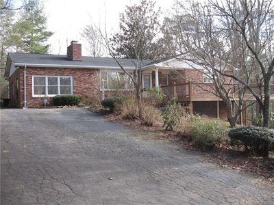 90 Temple Rd, Black Mountain, NC, 28711