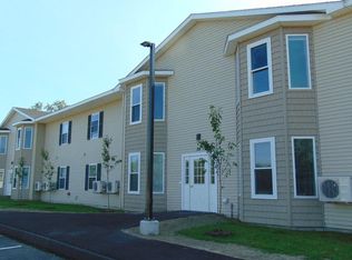 26 Patriots Ln #2605, Sanford, ME 04073