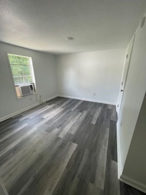 Building Photo 3