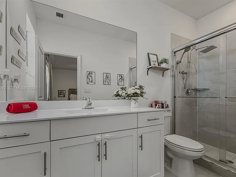 10009 SW 228th Ter — Photo 36