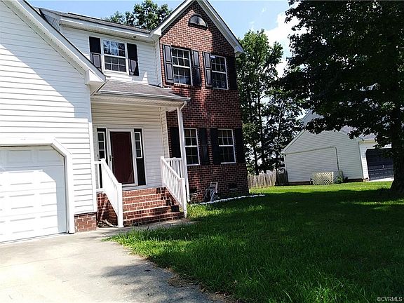 2nd image of 2908 Goldeneye Ln
