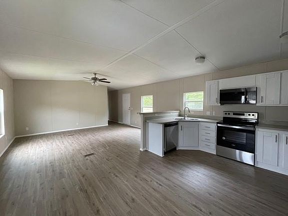 5th image of 306 Jones Cir