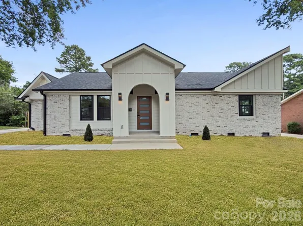 409 Scaleybark Rd, Charlotte, NC 28209