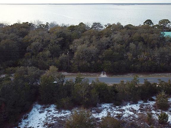 4th image of 104 N Bayshore Dr