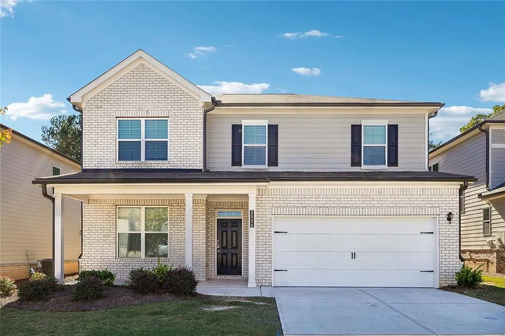 5 bed, 4.0 bath, 3021 sqft, $2,800 — Photo 1