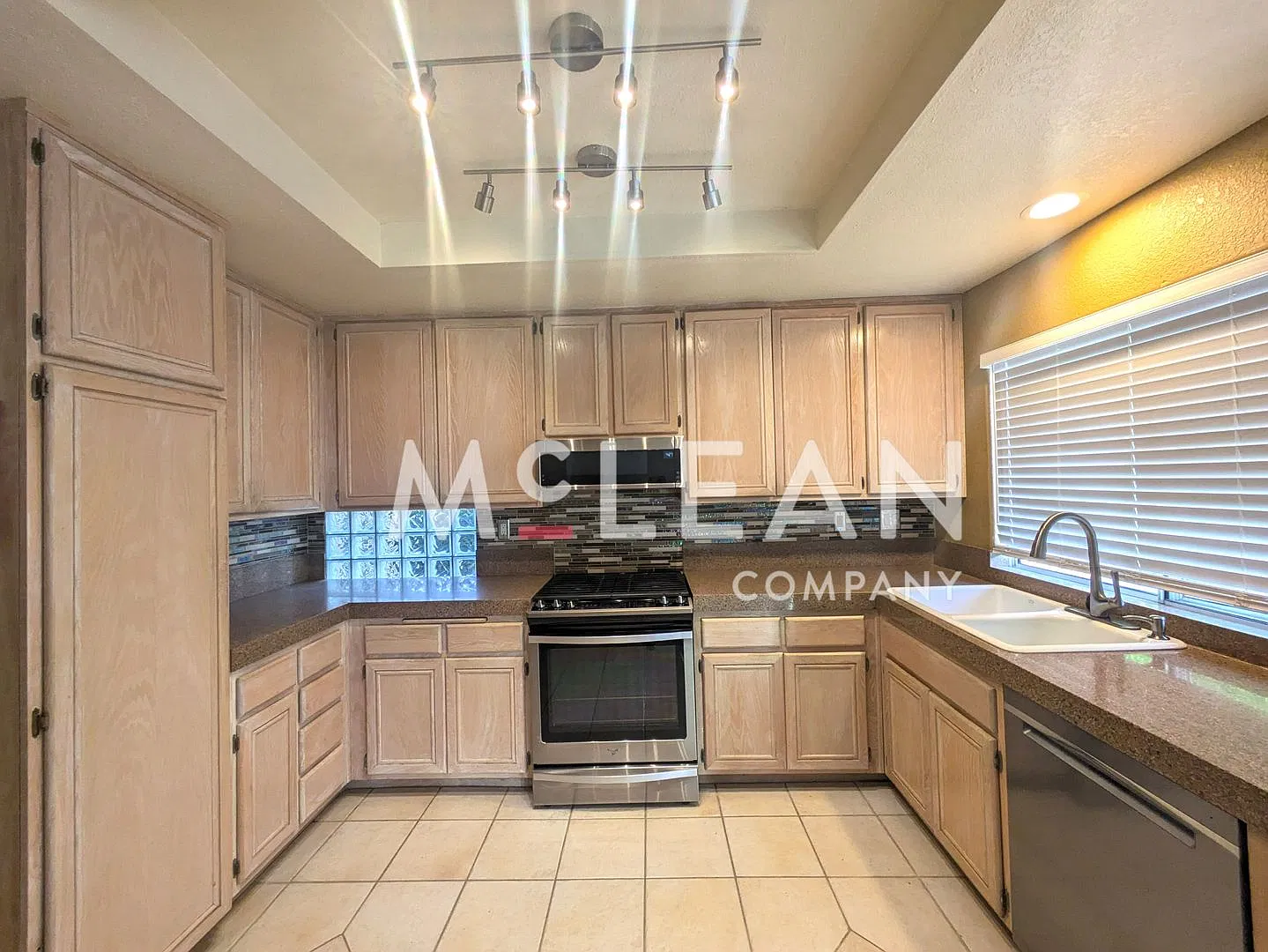 * Coming Soon* Unfurnished Three Bedroom, Two Bathroom Home in La Quinta! — Photo 4