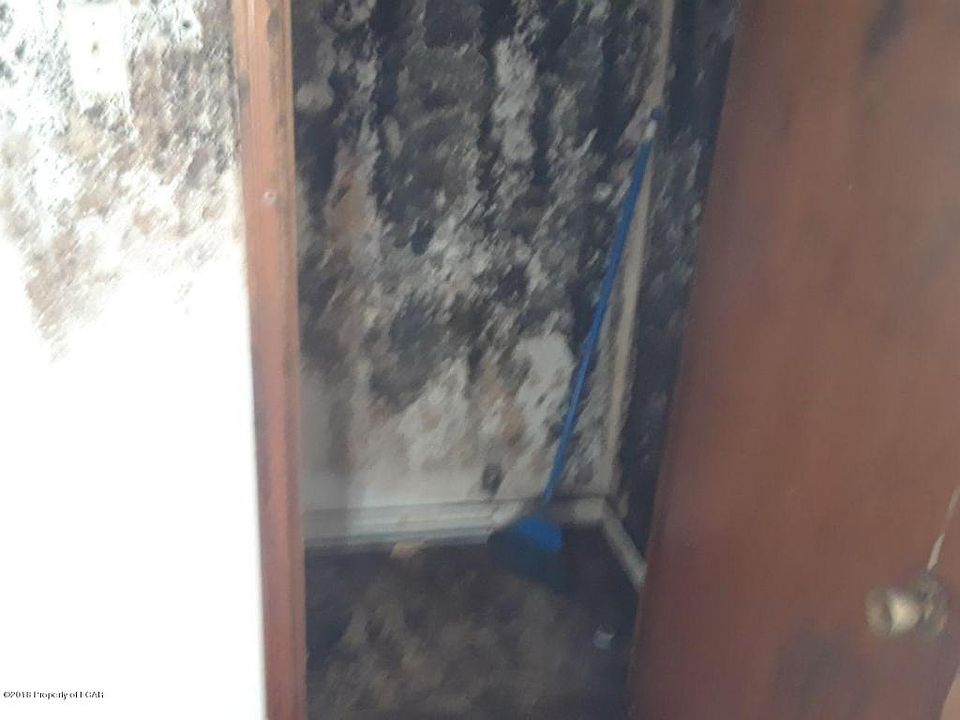 2nd image of 546-548 Hickory St