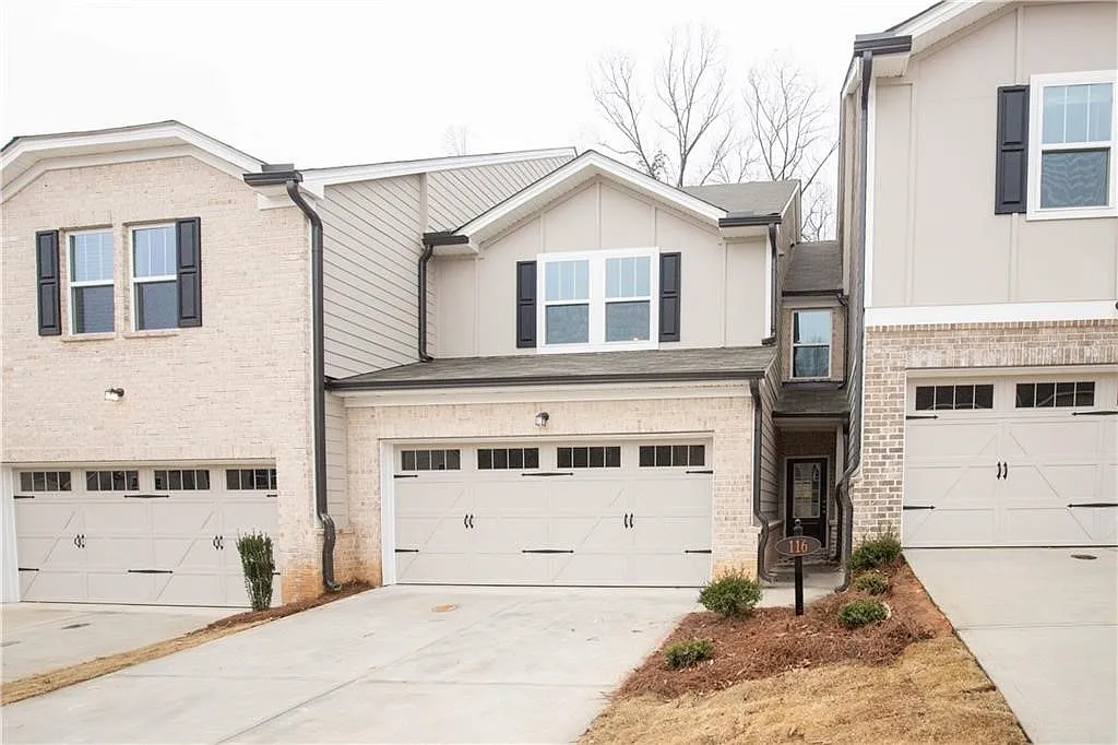 3 bed, 1650 sqft, $1,895 — Photo 1