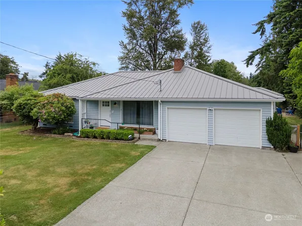 6611 Waller Road E, Tacoma, WA 98443