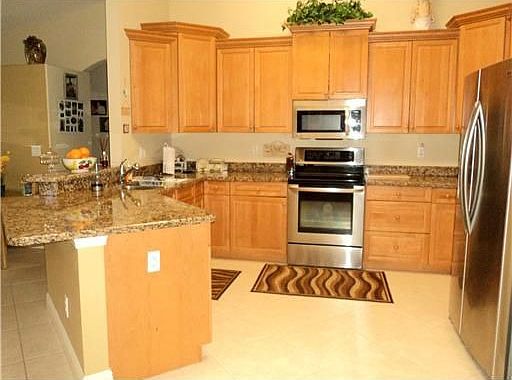 5th image of 3702 SW Jane Ct