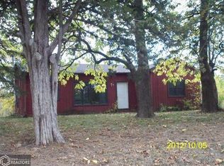 401 Lodwick St, Mystic, IA 52574