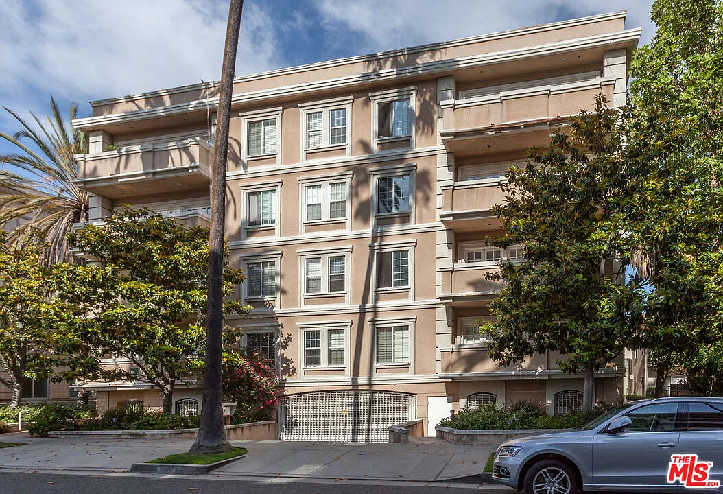 2 bed, 3.0 bath, 1728 sqft, $6,200 — Photo 2