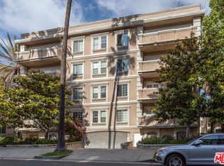 120 S Palm Dr APT 203, Beverly Hills, CA 90212