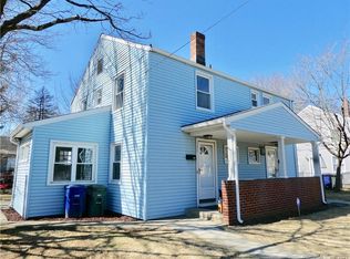 386 Evers St, Bridgeport, CT 06610