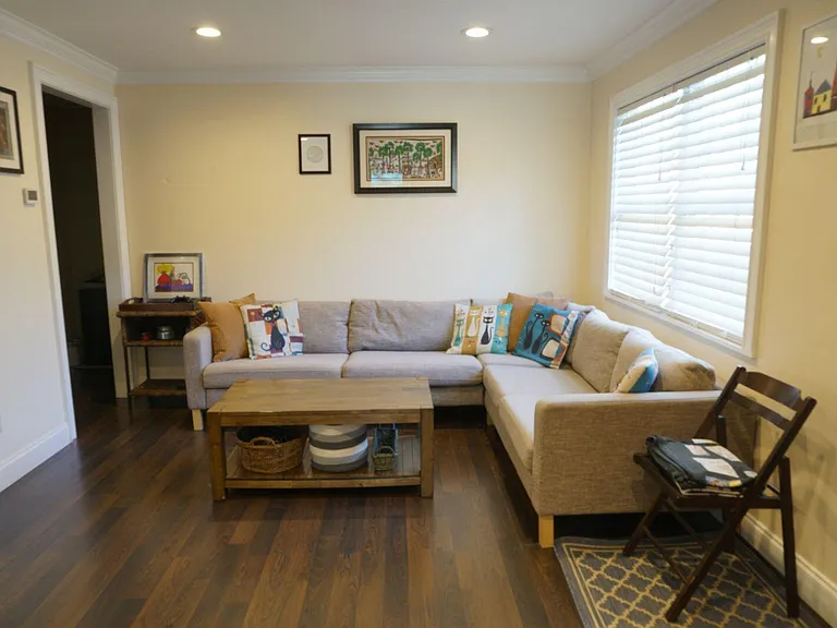 4419 W Euclid Ave — Photo 6