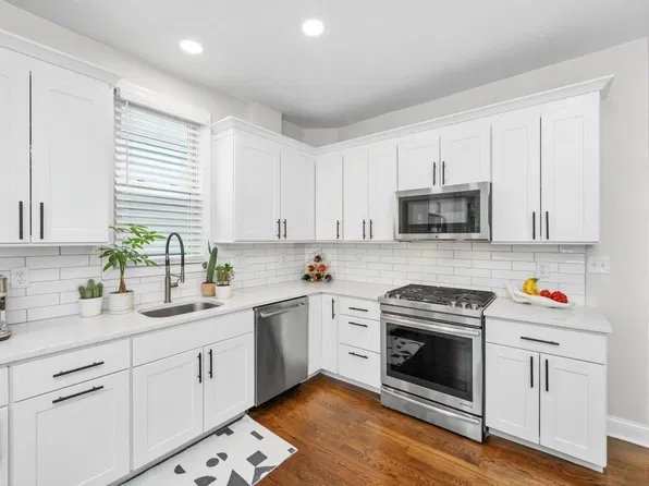 459 Meridian St #A, Boston, MA 02128